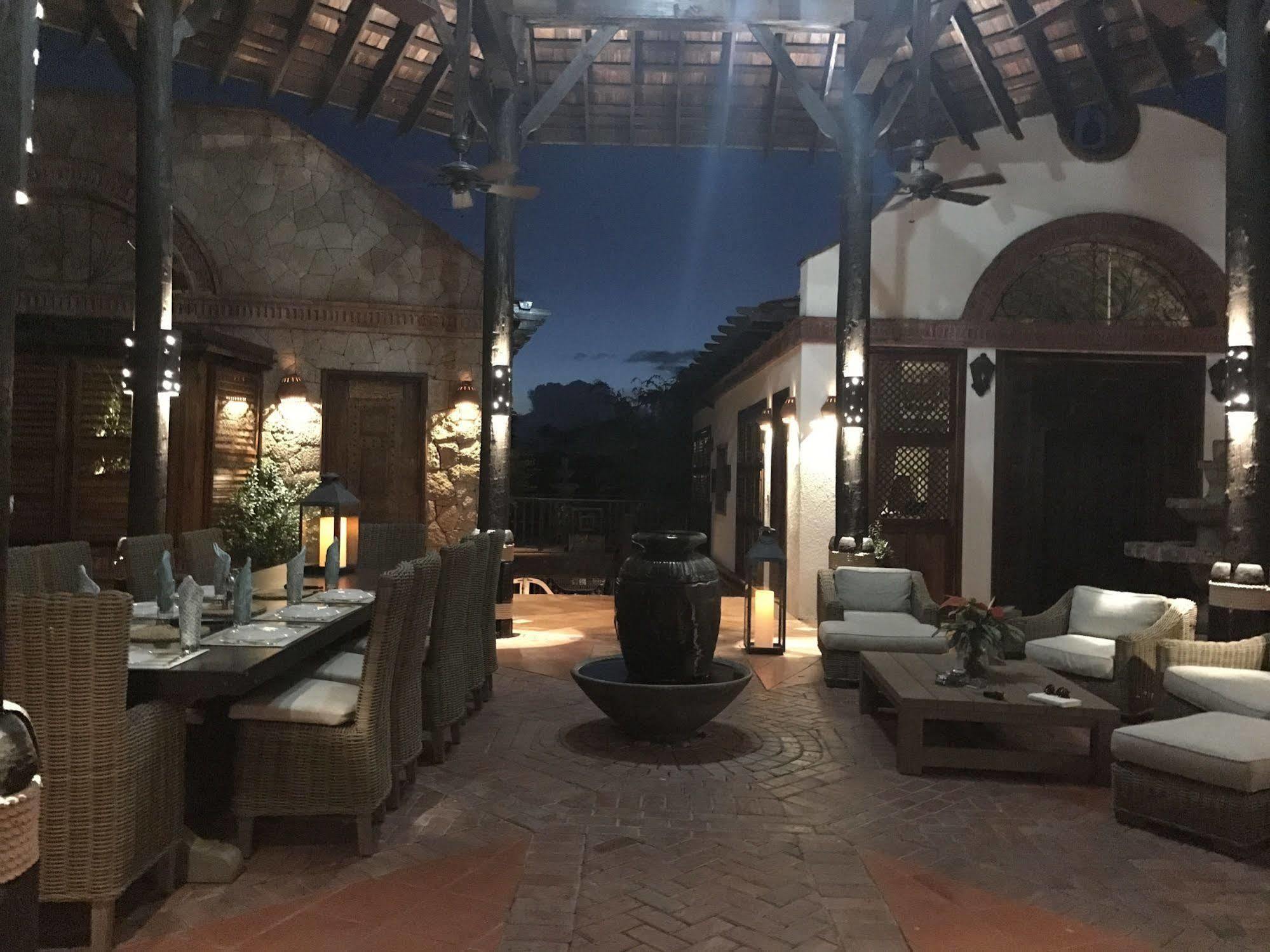 Caille Blanc Villa & Hotel (Adults Only) Mamin Kültér fotó